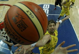 網(wǎng)絡(luò)競技球 籃球新浪競技風暴引領(lǐng)體育數(shù)字新潮流