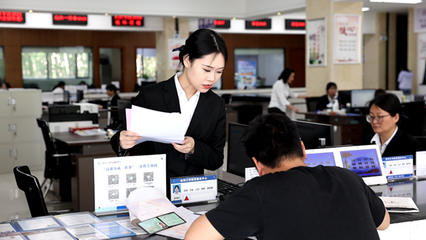 政務(wù)服務(wù)“小切口” 撬動營商環(huán)境“大提升”——老河口市優(yōu)化營商環(huán)境市場調(diào)查報(bào)告